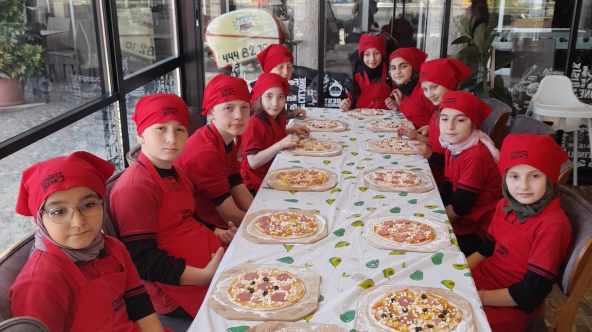 5-A Sınıfımız Pizza Etkinliğinde